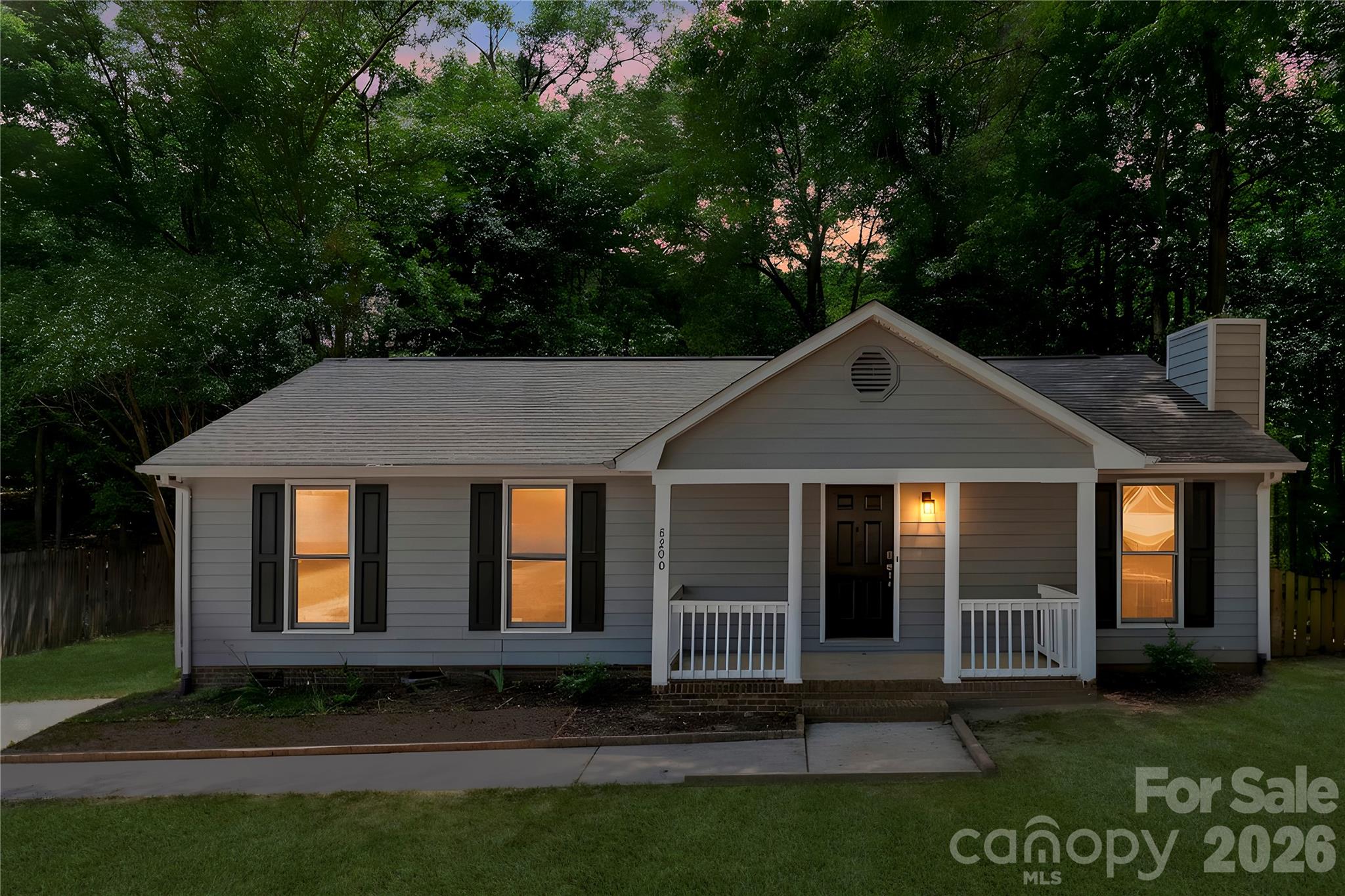 8200 Chrisbry Lane Charlotte NC 28215