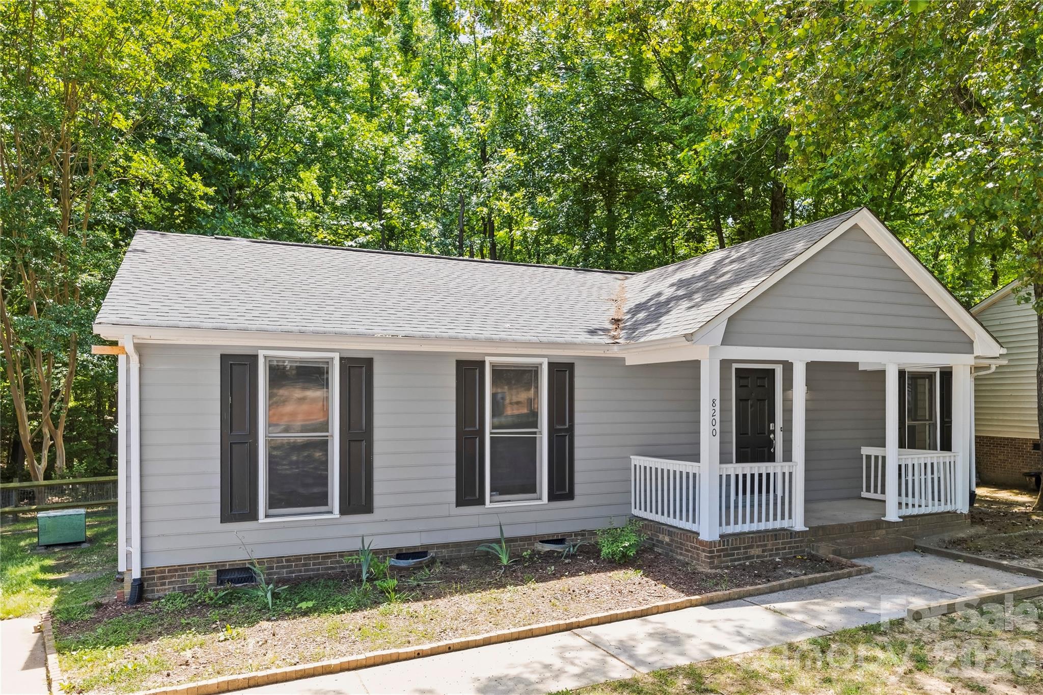 8200 Chrisbry Lane Charlotte NC 28215