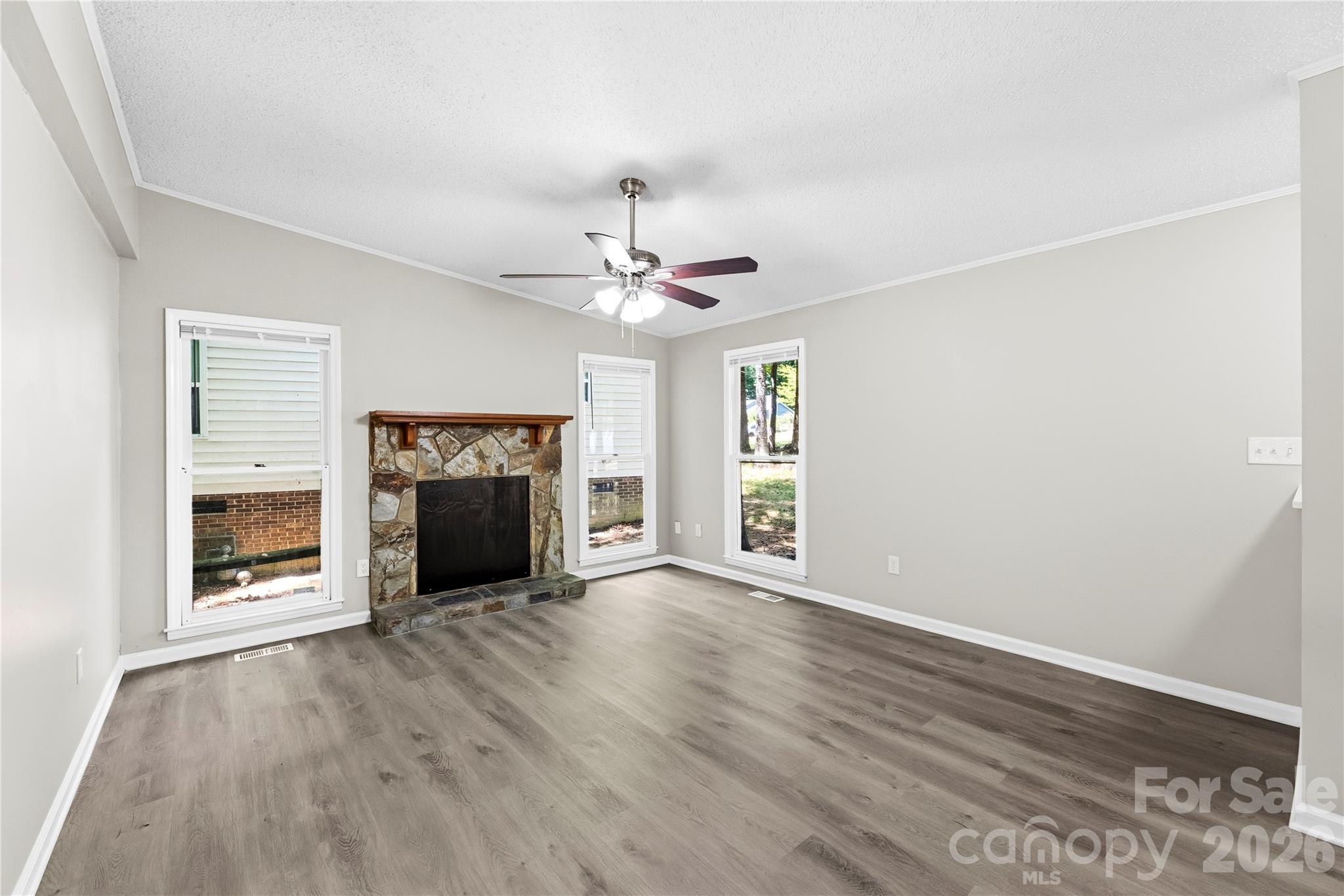 8200 Chrisbry Lane Charlotte NC 28215