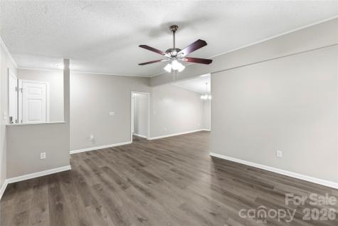 8200 Chrisbry Lane Charlotte NC 28215