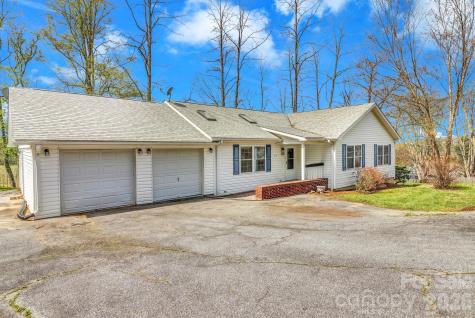 214 Lone Laurel Trail Hendersonville NC 28792
