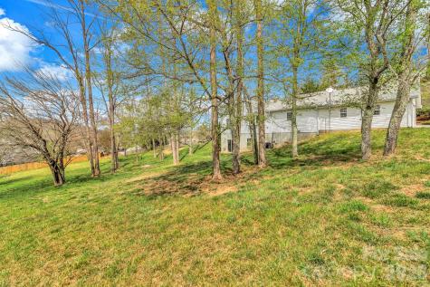 214 Lone Laurel Trail Hendersonville NC 28792