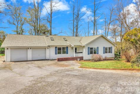 214 Lone Laurel Trail Hendersonville NC 28792