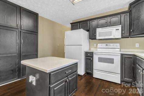 214 Lone Laurel Trail Hendersonville NC 28792