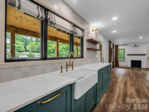 6651 Us 64/74a Highway Lake Lure NC 28746