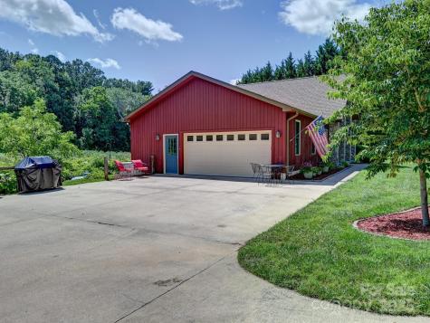 20 Brooks Cove Road Candler NC 28715
