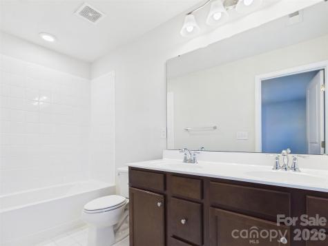 2440 Mariners Cove Lane Denver NC 28037