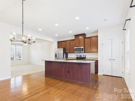 2440 Mariners Cove Lane Denver NC 28037