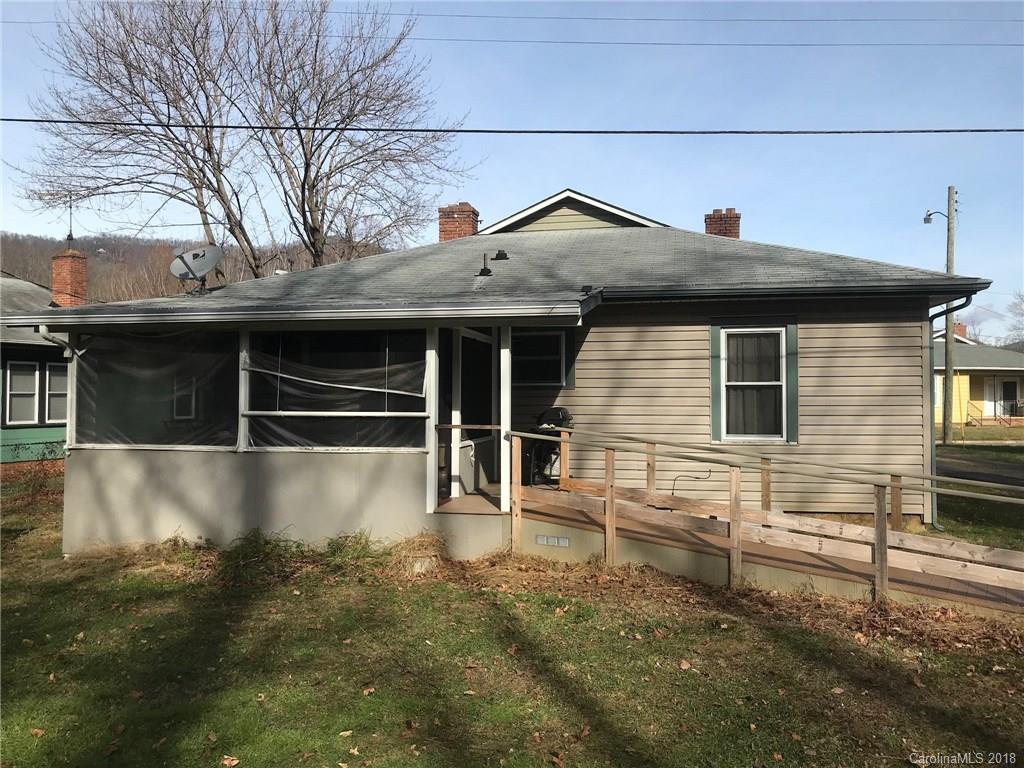 140 Edwards Avenue Swannanoa NC 28778