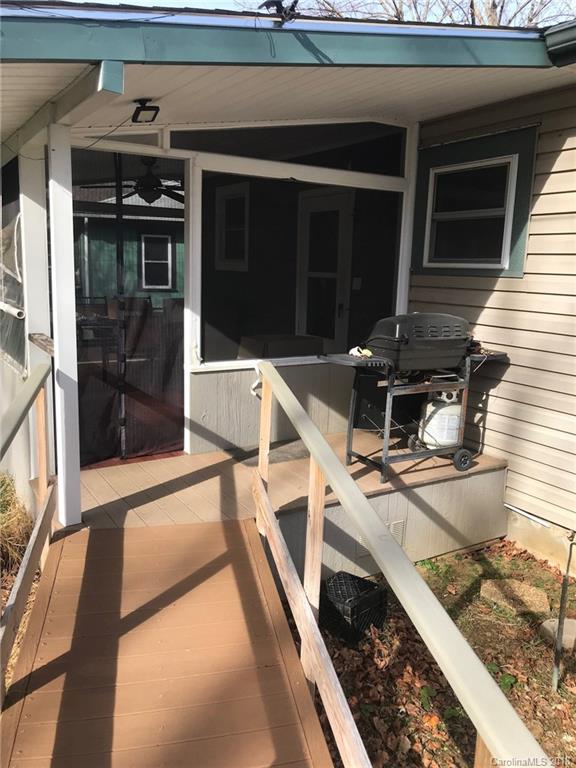 140 Edwards Avenue Swannanoa NC 28778