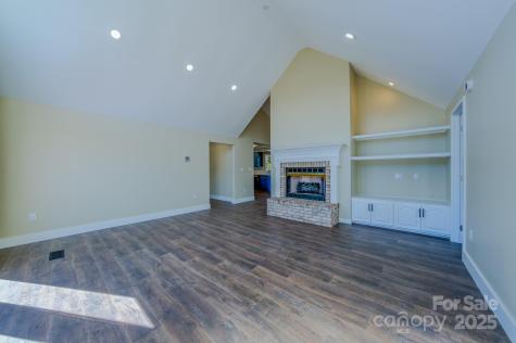 59 Knollview Drive Asheville NC 28806