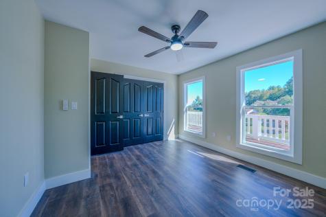 59 Knollview Drive Asheville NC 28806