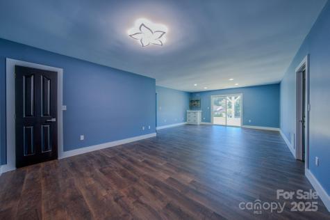 59 Knollview Drive Asheville NC 28806