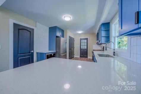 59 Knollview Drive Asheville NC 28806