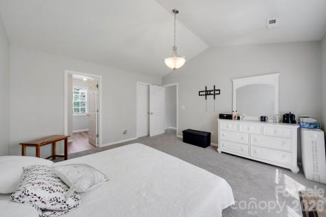 2604 Cochrane Drive Charlotte NC 28269