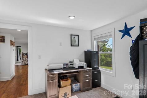 75 Glen View Road Arden NC 28704
