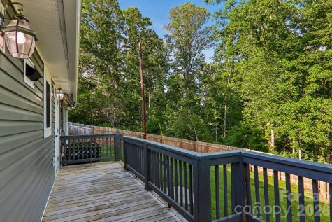 75 Glen View Road Arden NC 28704