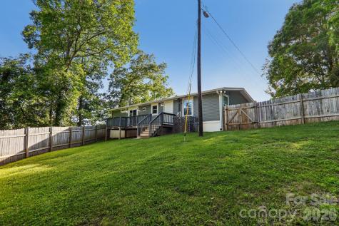 75 Glen View Road Arden NC 28704