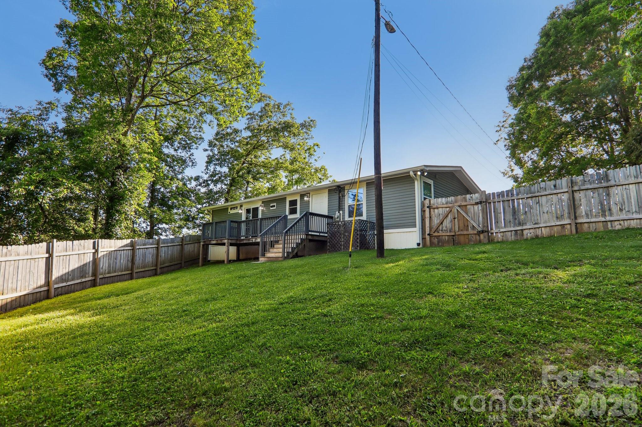 75 Glen View Road Arden NC 28704