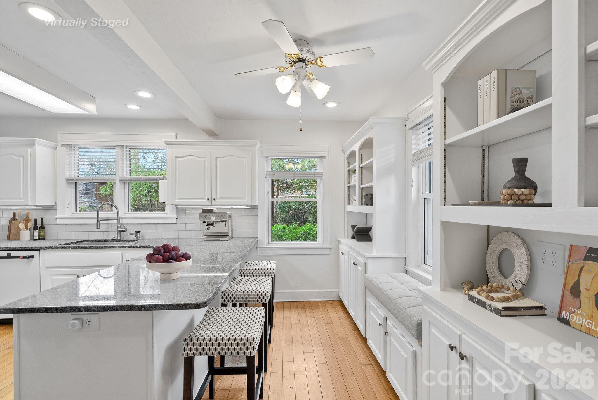 832 Sand Hill Road Asheville NC 28806