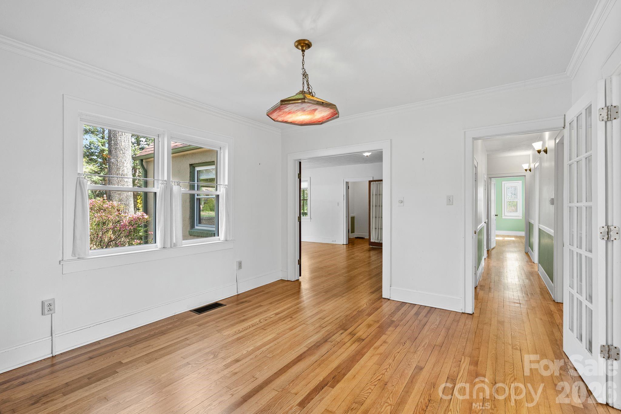 832 Sand Hill Road Asheville NC 28806