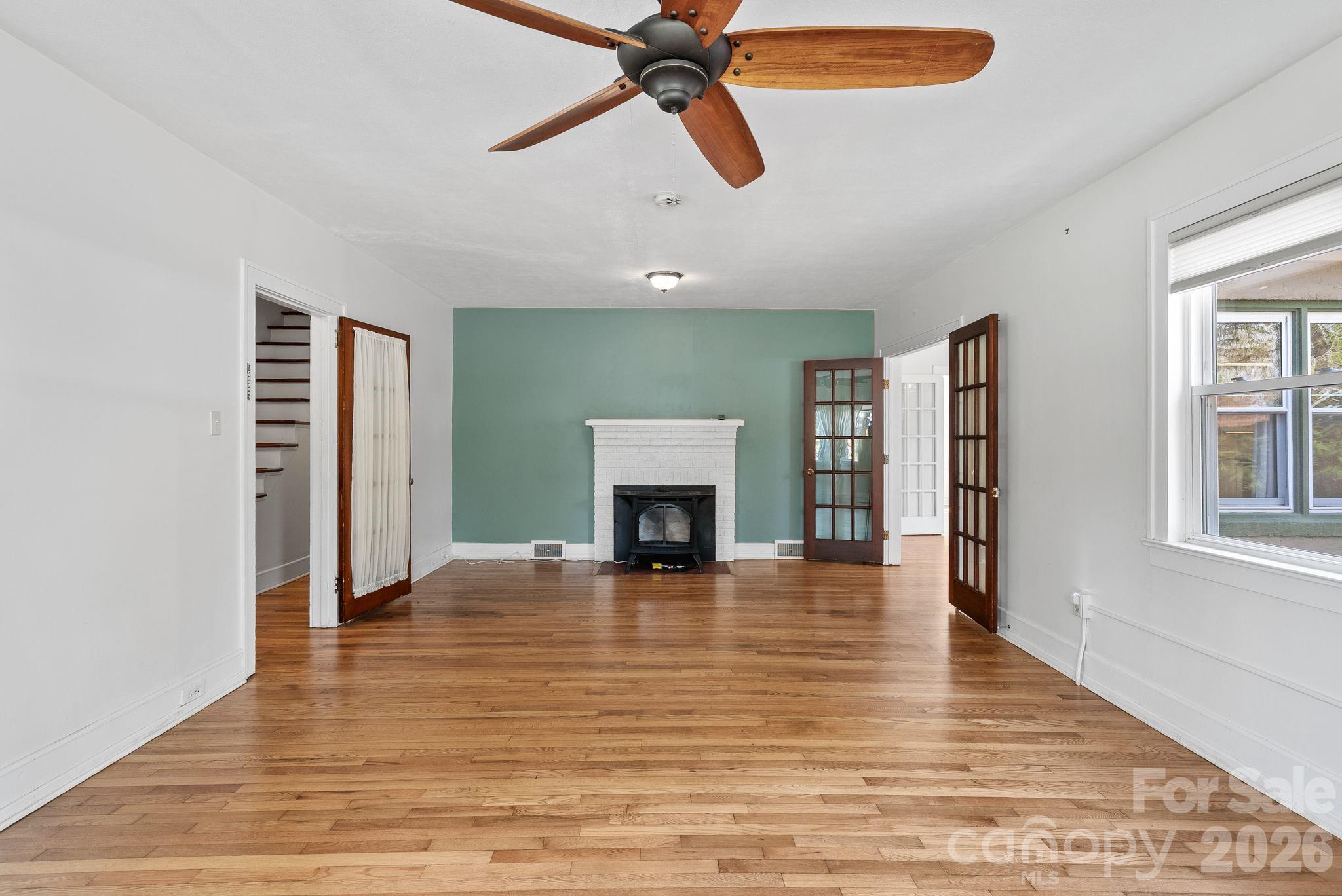 832 Sand Hill Road Asheville NC 28806