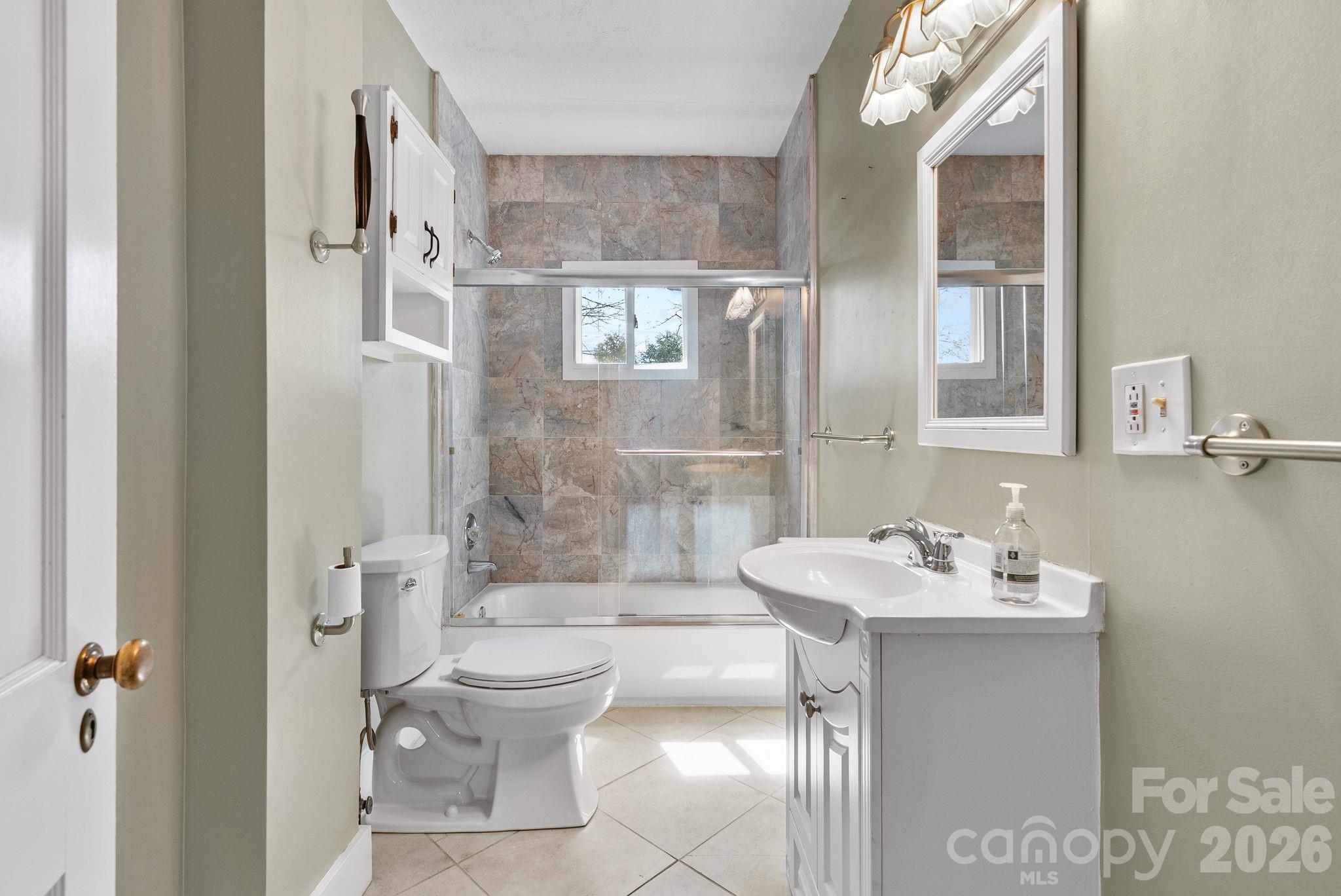 832 Sand Hill Road Asheville NC 28806