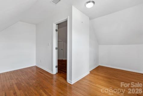 832 Sand Hill Road Asheville NC 28806