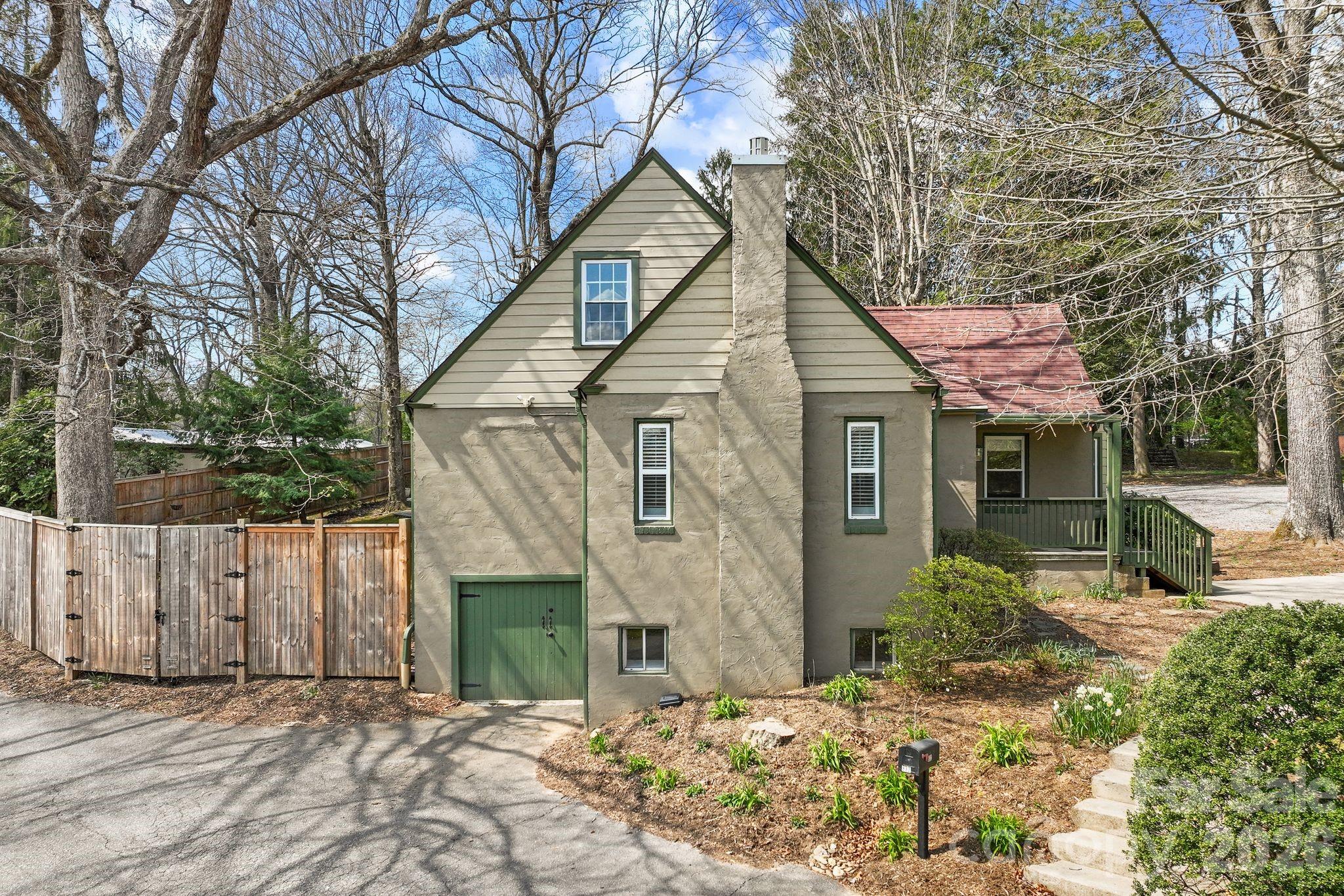 832 Sand Hill Road Asheville NC 28806