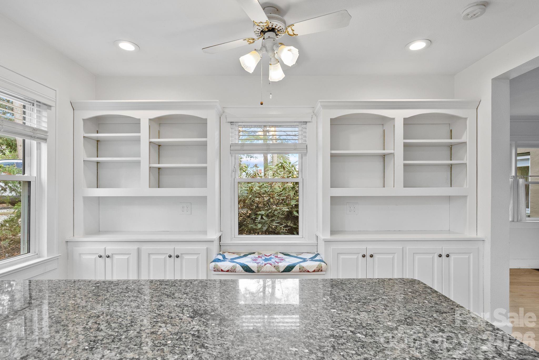 832 Sand Hill Road Asheville NC 28806