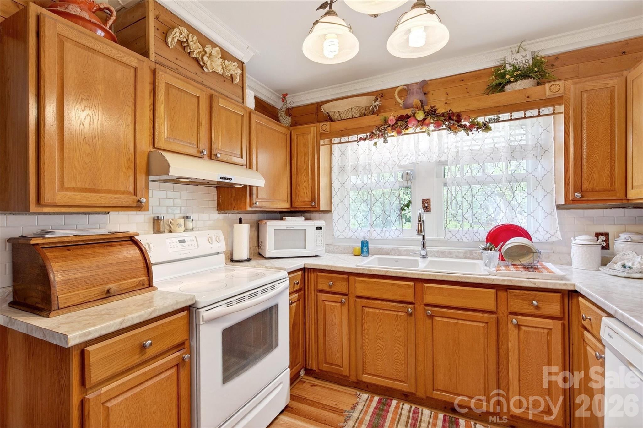 6507 S 226 Highway Spruce Pine NC 28777