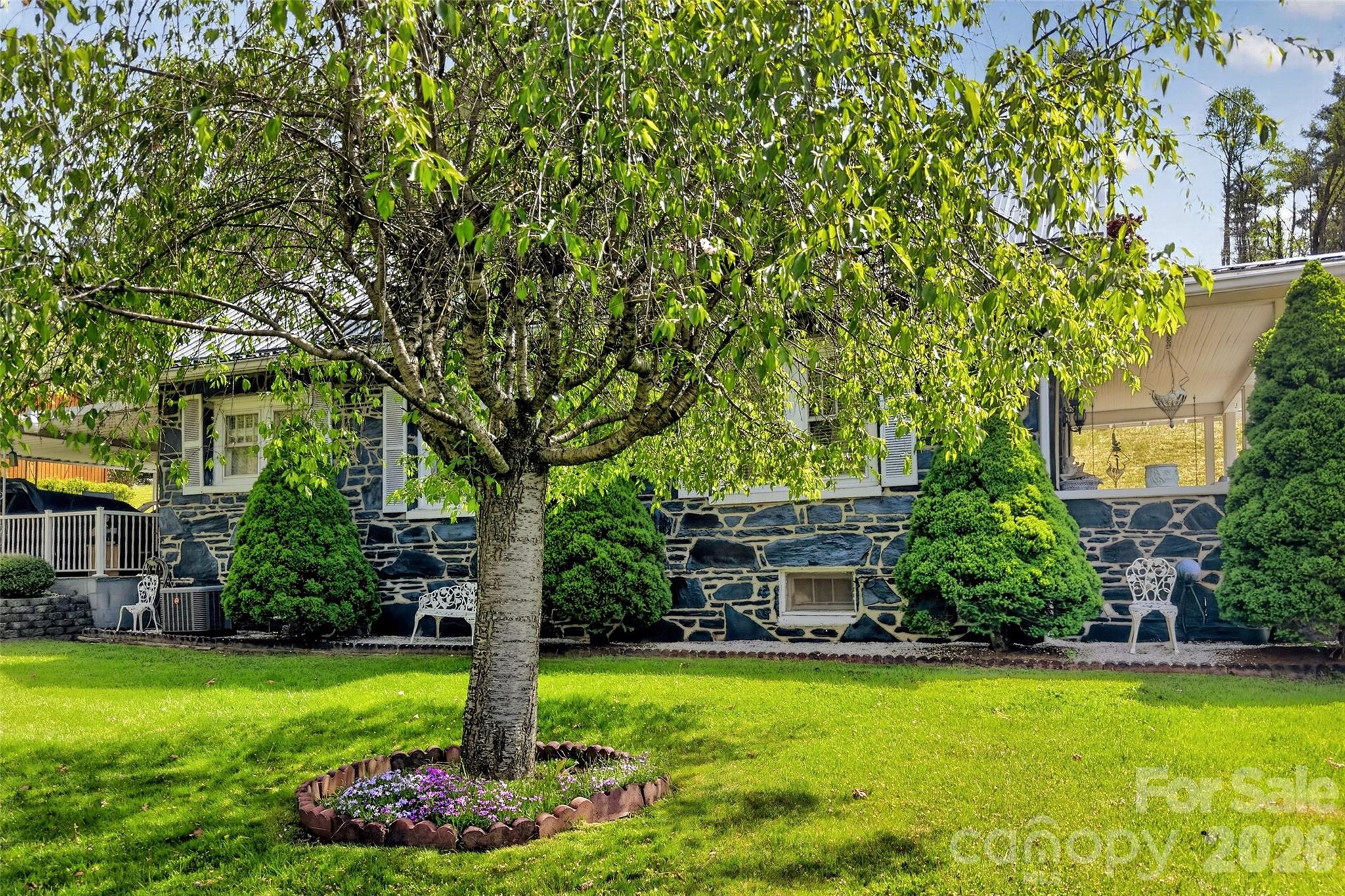 6507 S 226 Highway Spruce Pine NC 28777