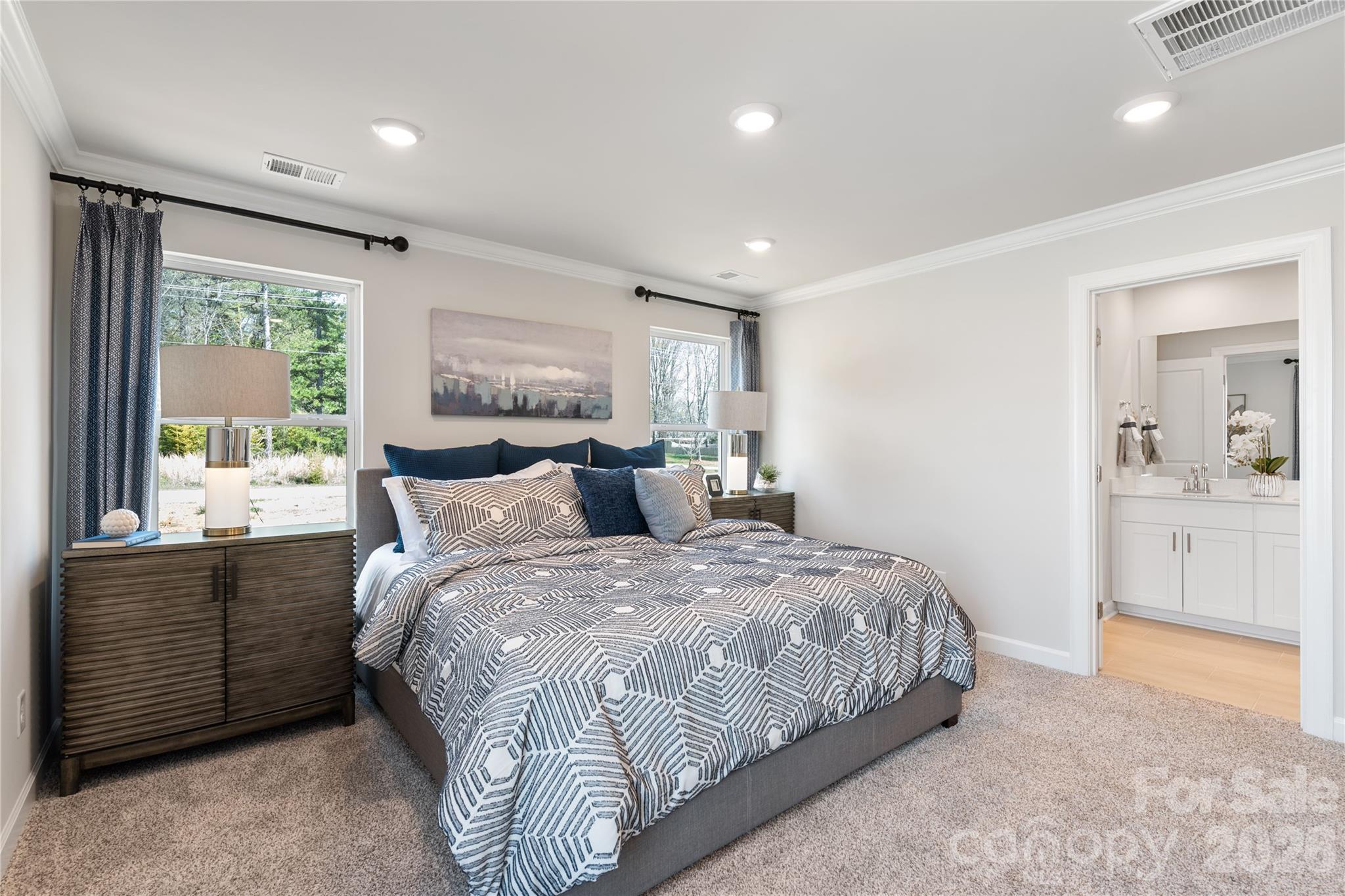 8204 Hidden Springs Trail Charlotte NC 28216