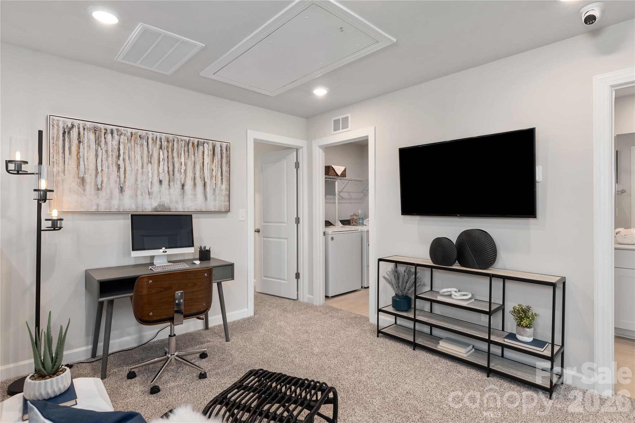 8204 Hidden Springs Trail Charlotte NC 28216