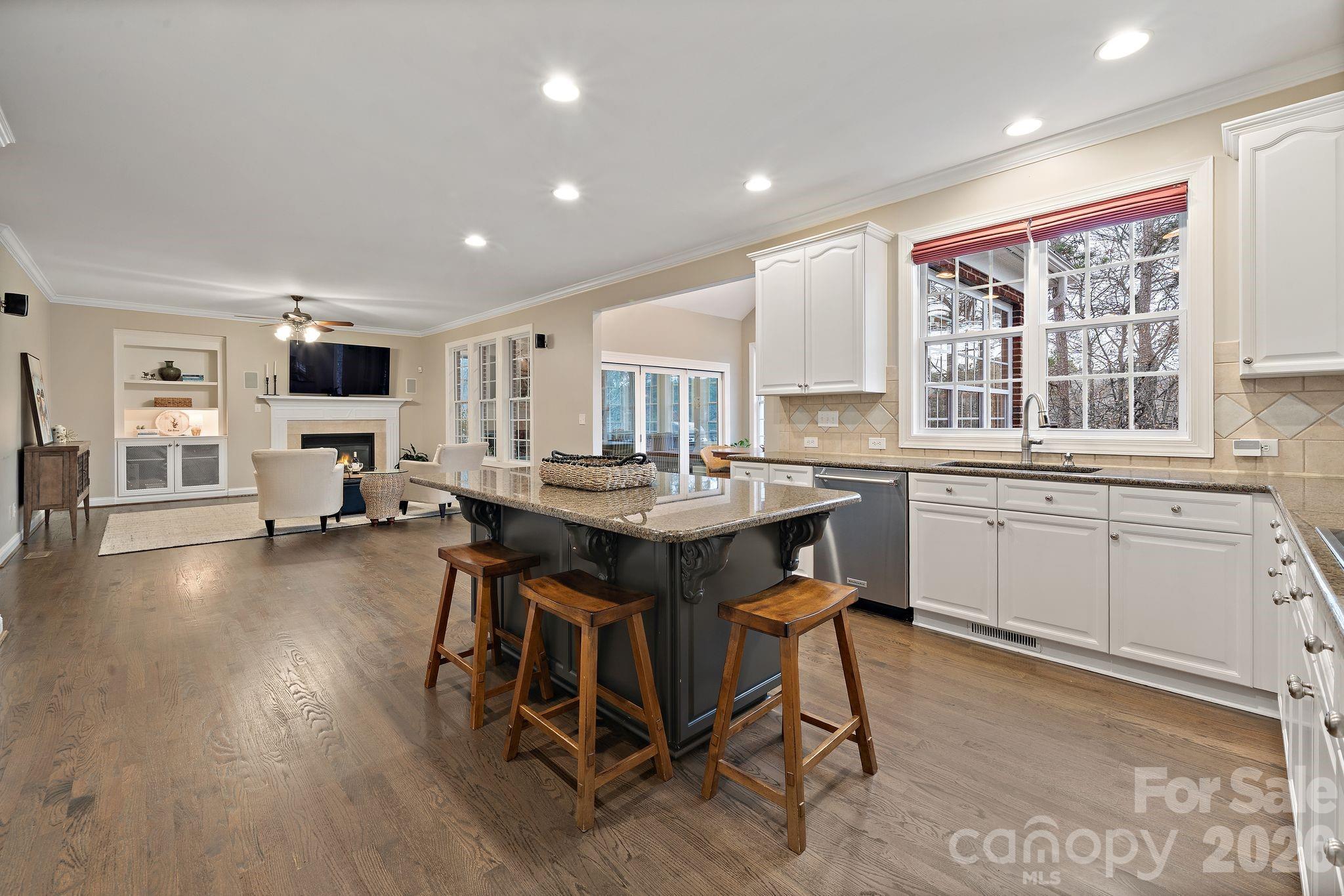 4685 Eagle Pointe Court Denver NC 28037