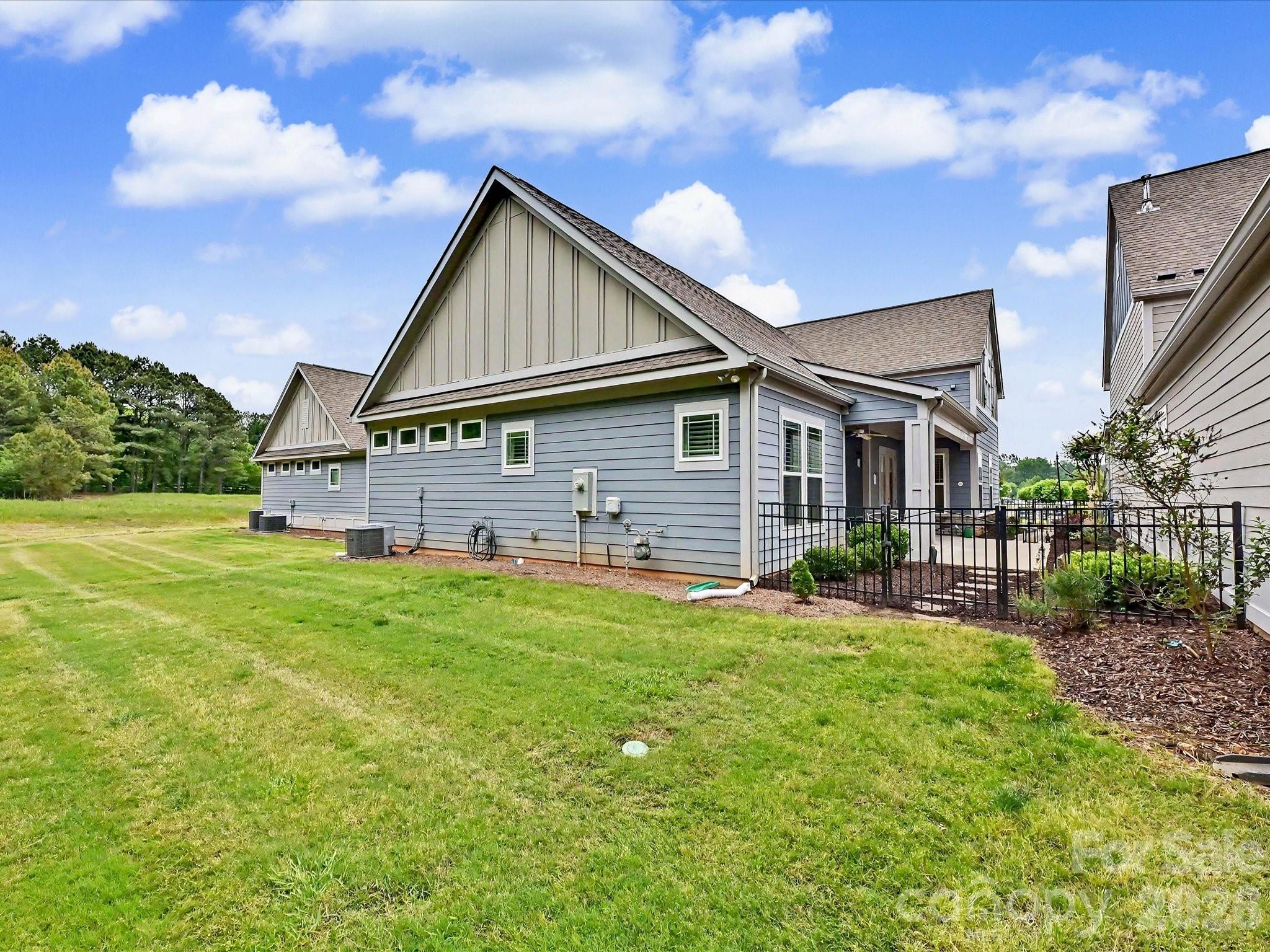 2006 Laney Pond Road Matthews NC 28104