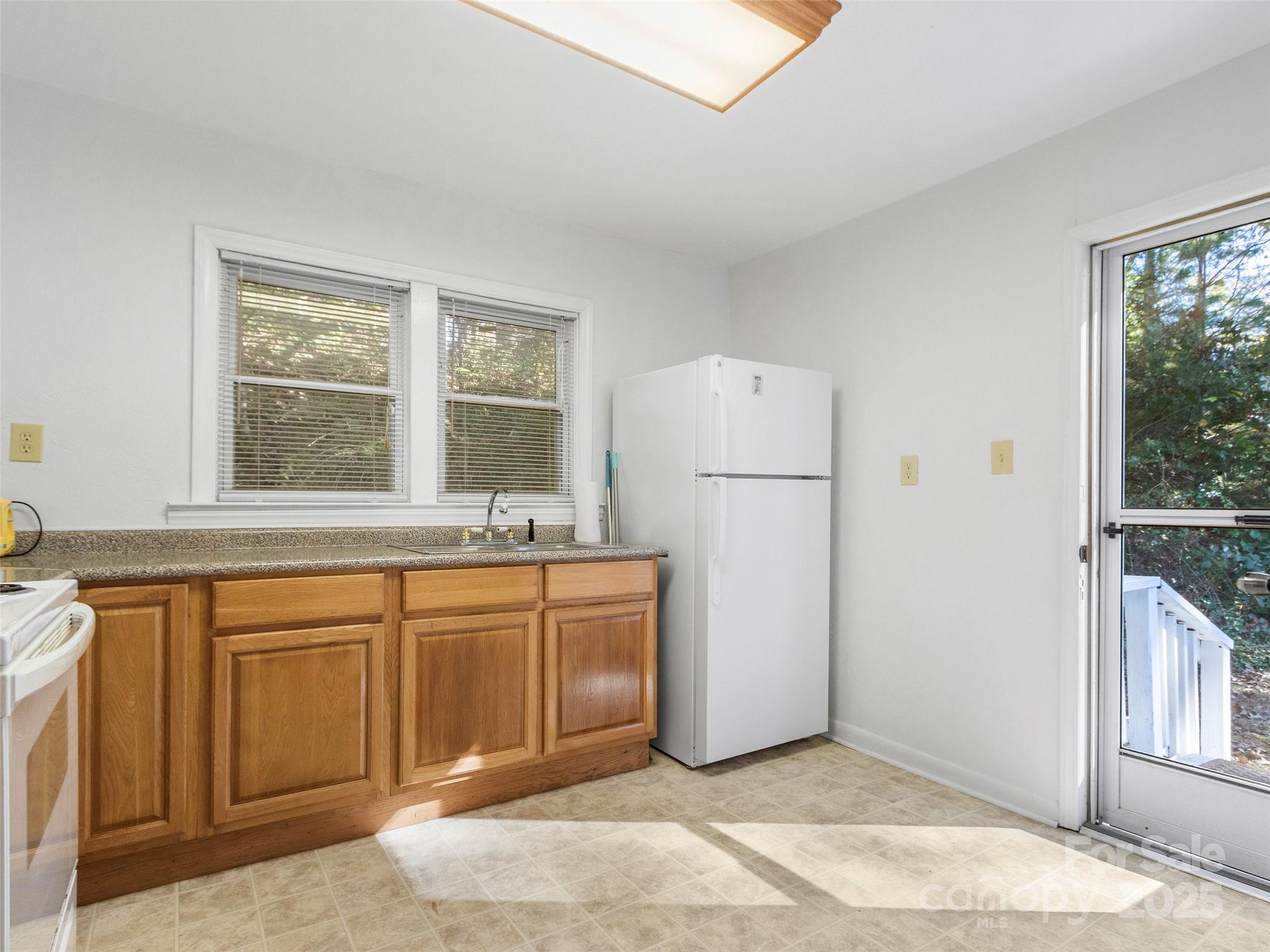 96 Thompson Road Spruce Pine NC 28777