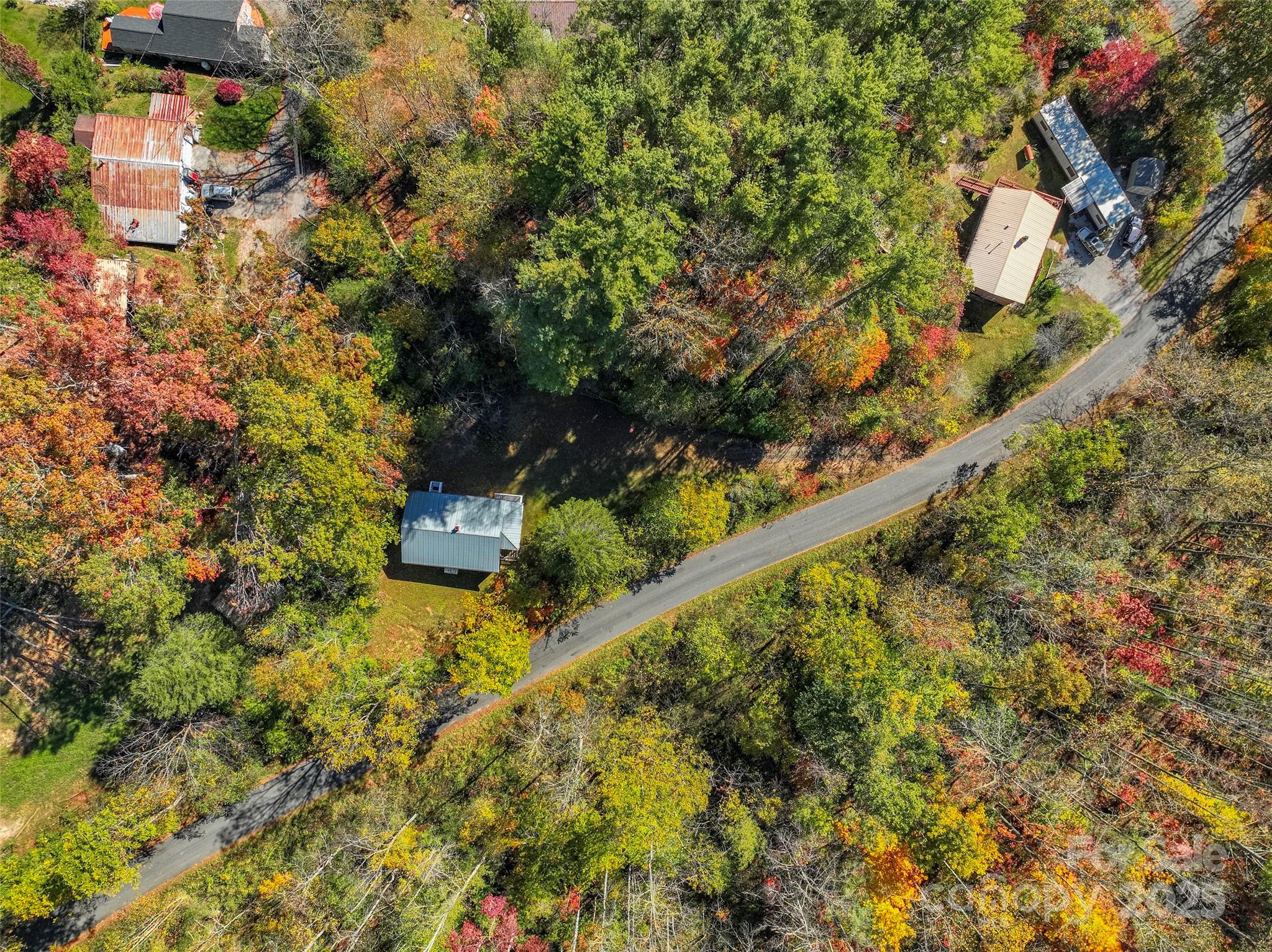 96 Thompson Road Spruce Pine NC 28777