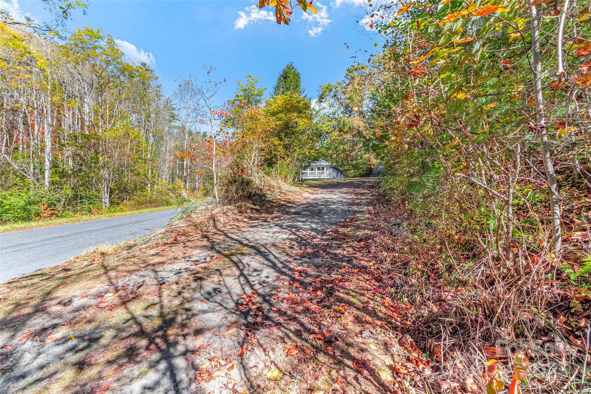 96 Thompson Road Spruce Pine NC 28777