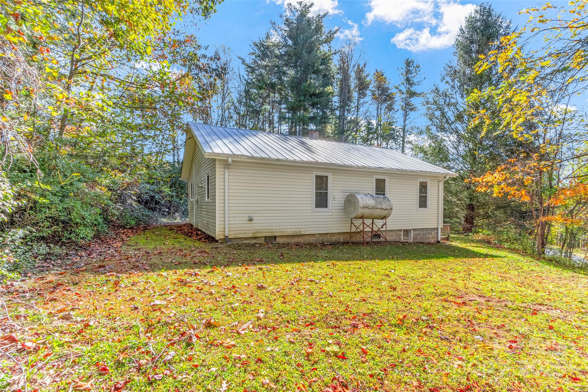 96 Thompson Road Spruce Pine NC 28777