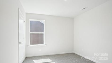 568 Country Oak Drive Asheville NC 28804