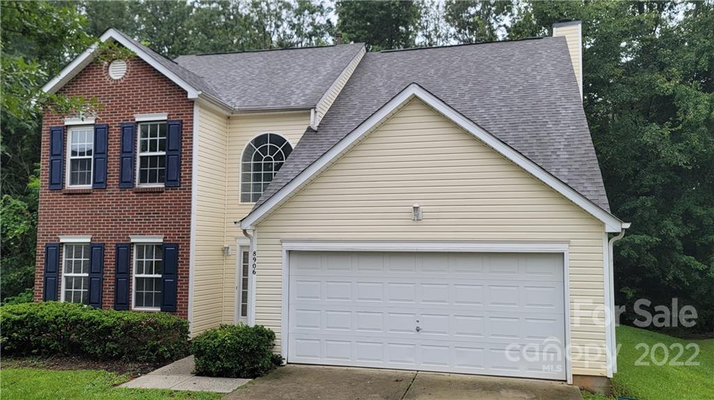 8906 Woodland Hills Road Charlotte NC 28269