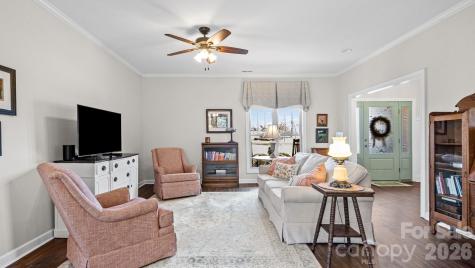 830 Iris Lane Newton NC 28658