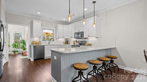 830 Iris Lane Newton NC 28658
