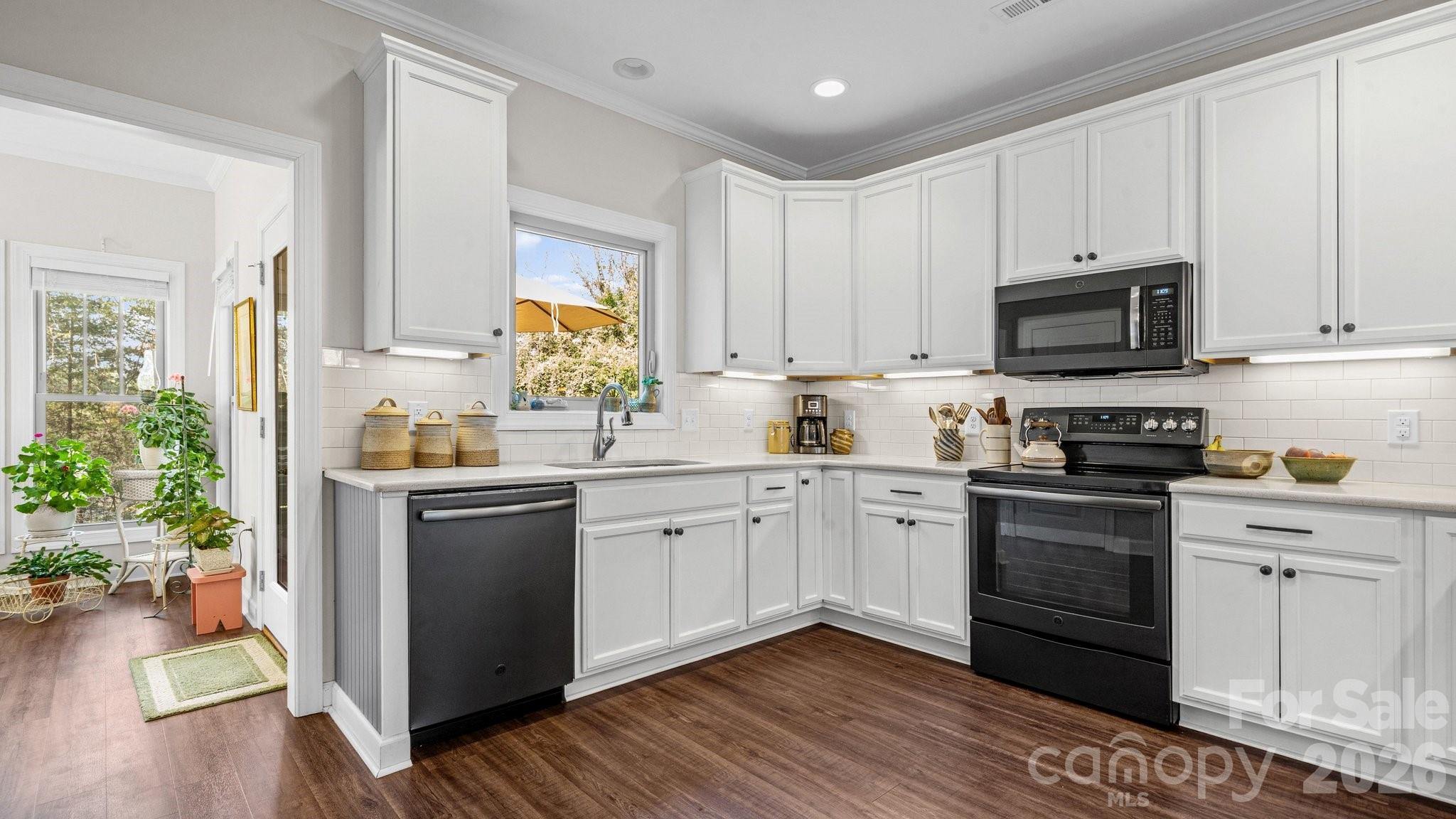 830 Iris Lane Newton NC 28658