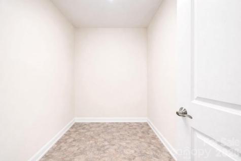 830 Iris Lane Newton NC 28658