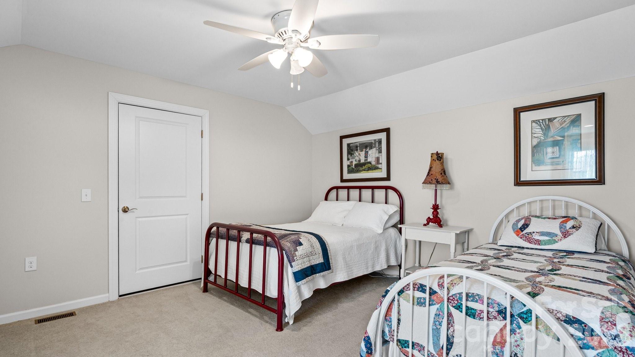 830 Iris Lane Newton NC 28658