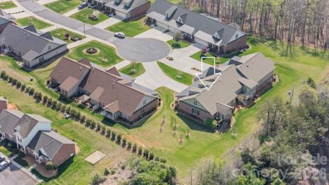 830 Iris Lane Newton NC 28658