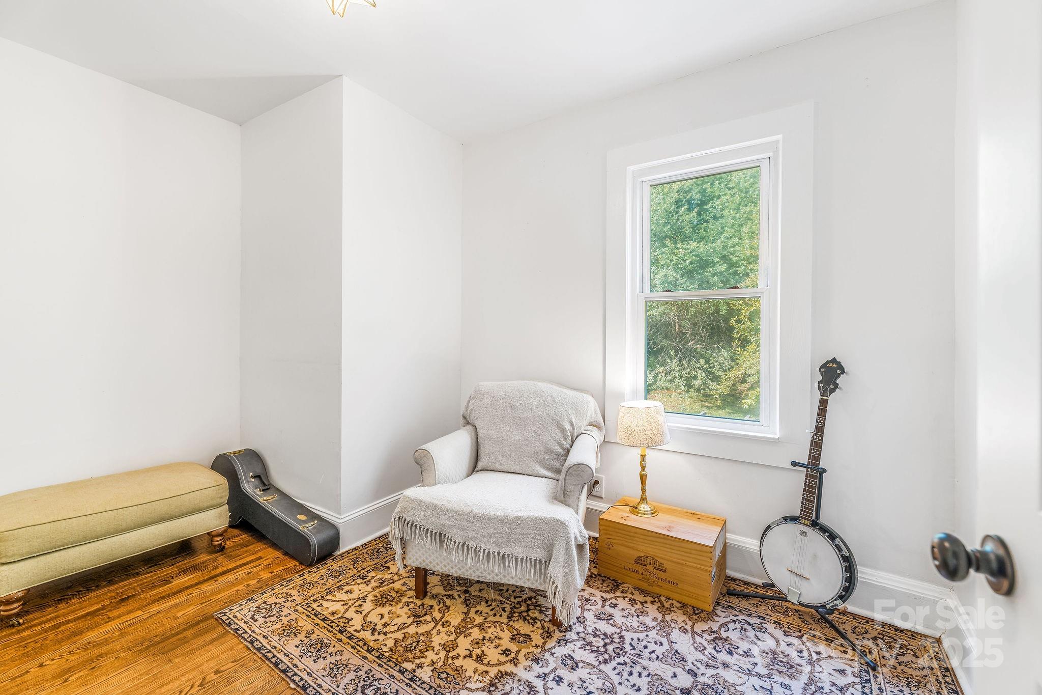 99 Little Oak Street Canton NC 28716