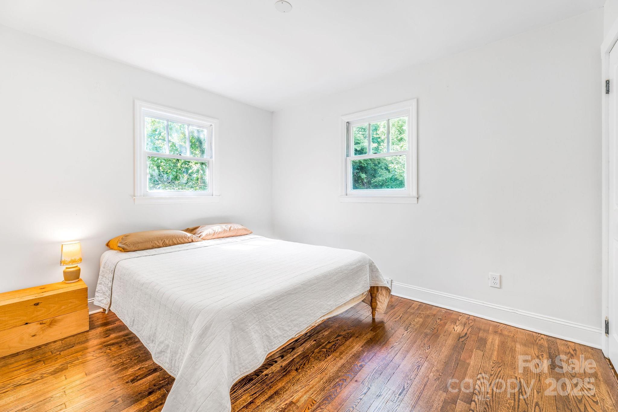 99 Little Oak Street Canton NC 28716
